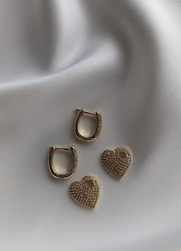 Diğer Gold Full Zirkon Kalp Küpe