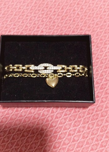 Altın Renkli Zincir Detaylı Kadın Bileklik - Görsel 2