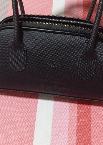 Siyah Deri Fermuarlı Kadın Çantası - Görsel 2