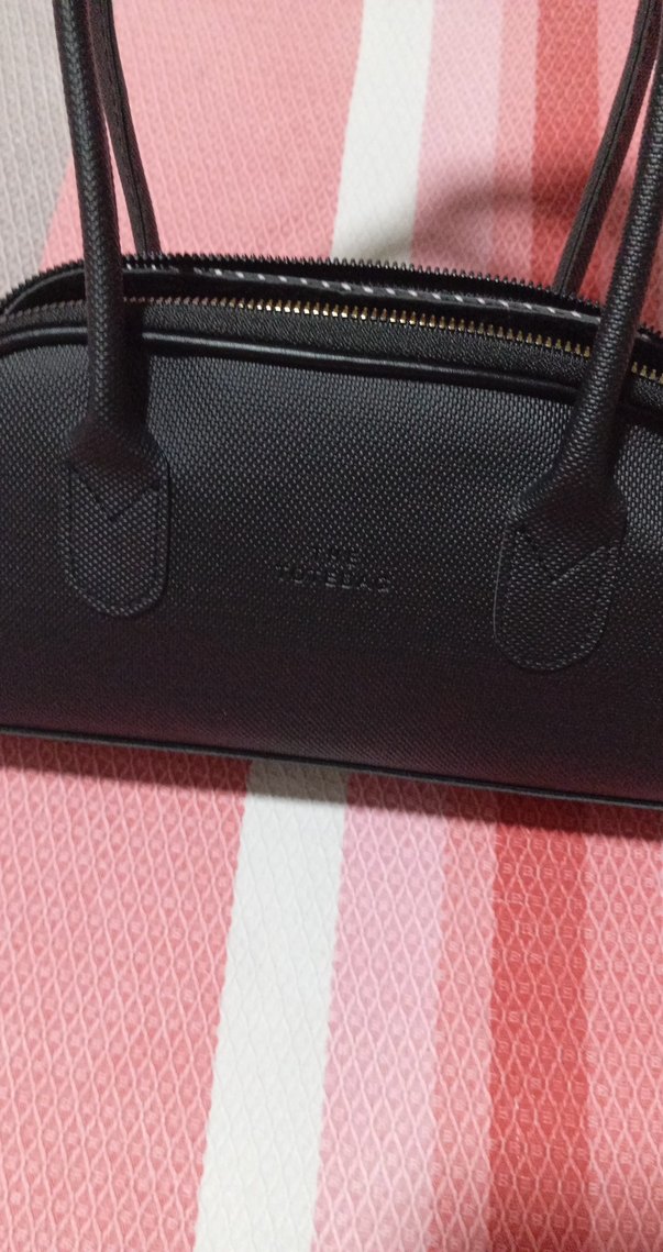 Siyah Deri Fermuarlı Kadın Çantası - Görsel 2