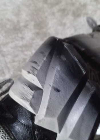 Gri Yılan Desenli Bağcıklı Kadın Spor Ayakkabı - Görsel 3