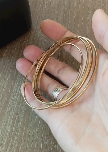 Altın Renkli Boncuklu Kadın Bileklik - Görsel 9