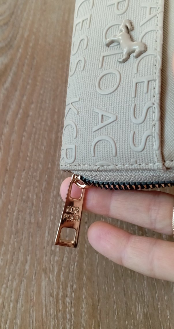 Nakışlı Bej Deri Fermuarlı Kadın Cüzdanı - Görsel 3