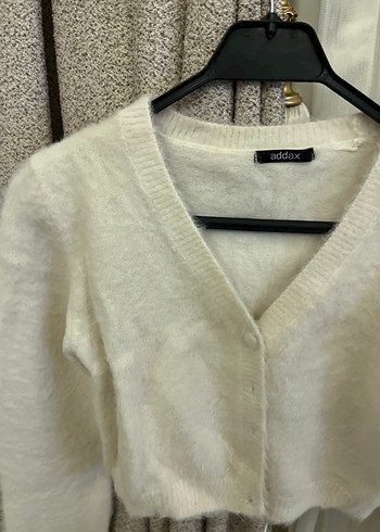 Yumuşak Beyaz Kadın Mini Hırka - Görsel 2