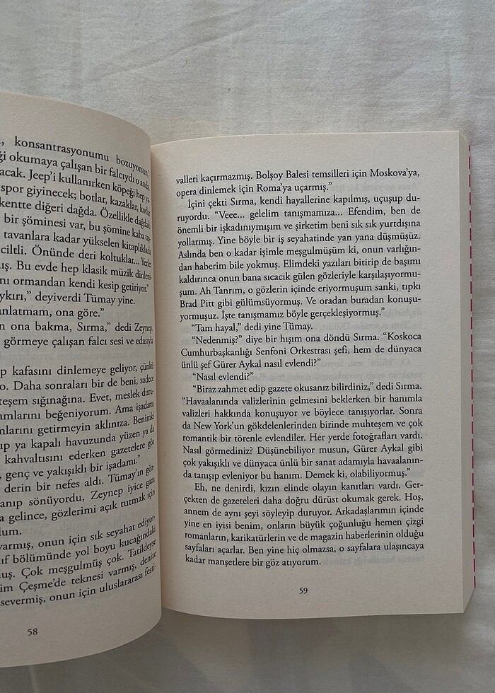 Arkadaşlar Arasında (Bir Genç Kızın Gizli Defteri) - İpek Ongun - Görsel 2