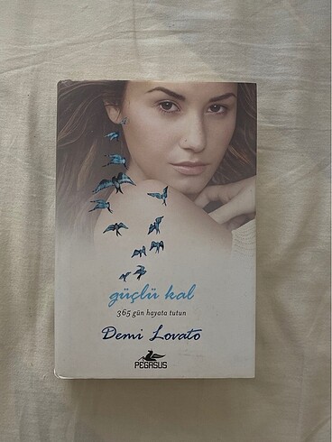 Güçlü Kal - Demi Lovato