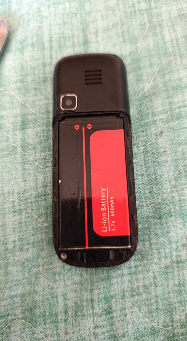 Vertu N2 Koyu Yeşil Tuşlu Telefon - Görsel 3