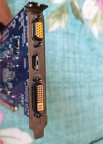 ZOTAC GeForce 9500GT Grafik Kartı - Görsel 3