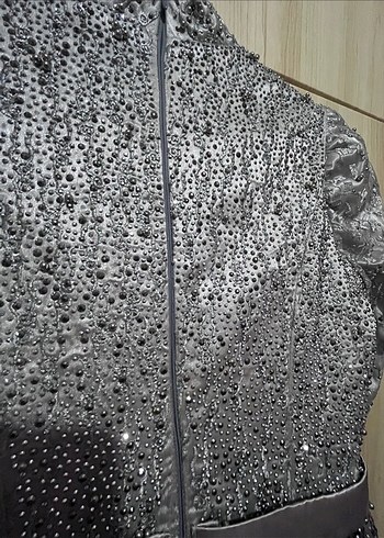 Gri Yılan Desenli Uzun Abiye Elbise - Görsel 2