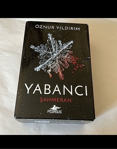 Beden Renk Yabancı Serisi - Öznur Yıldırım (kutulu)