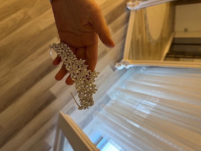 Zara Gelın tacı