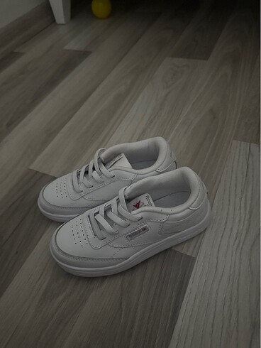 Sıfır orjınal reebok