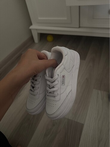 26 Beden Sıfır orjınal reebok