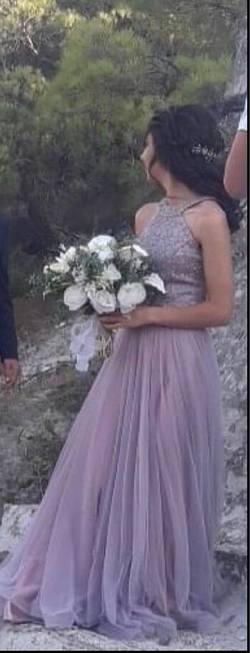 Nişan elbisesi