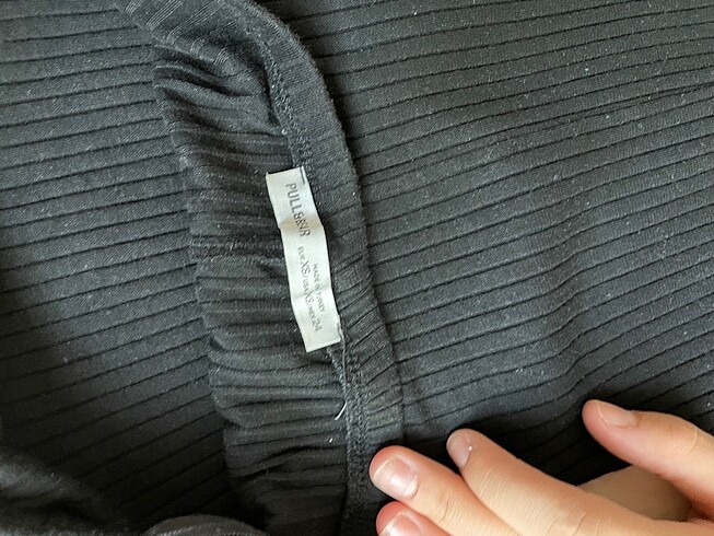 Pull and Bear Straplez siyah Pull and bear yırtmaçlı dar elbise