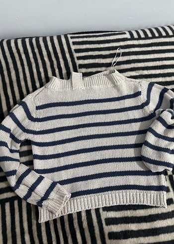 Gri Çizgili Kadın Triko Kazak - Görsel 3