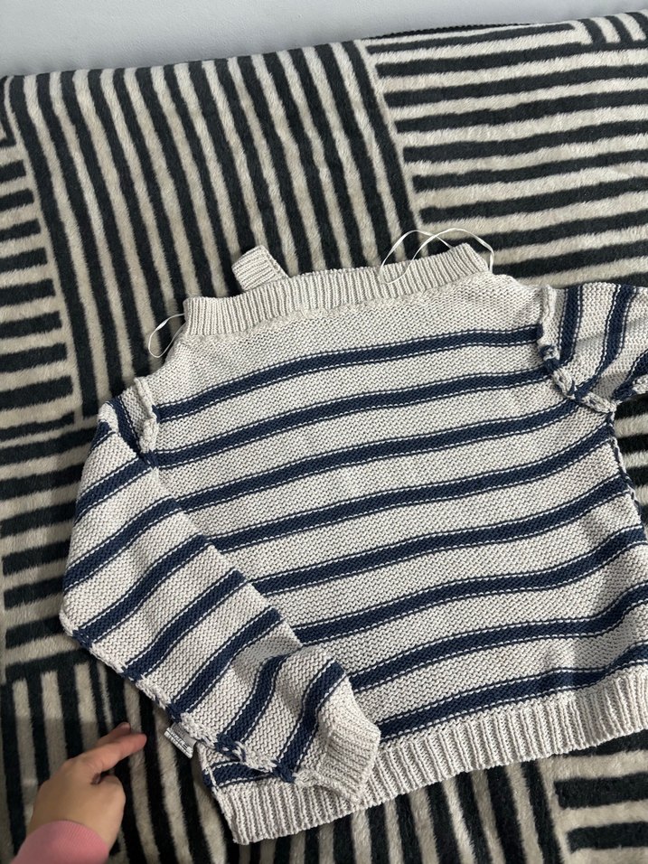 Gri Çizgili Kadın Triko Kazak - Görsel 2