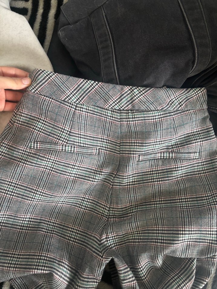 Gri Ekoseli Düğmeli Kadın Kumaş Pantolon - Görsel 4