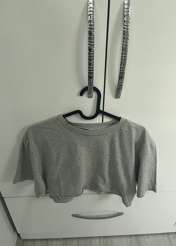 Gri Kısa Kollu Crop