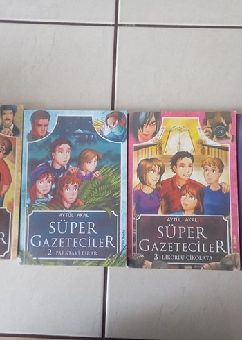 Süper Gazeteciler 1-2-3-4 Kitap Seti