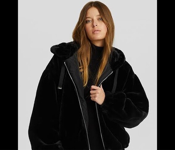 Bershka Bershka Kürk Kapüşonlu Mont