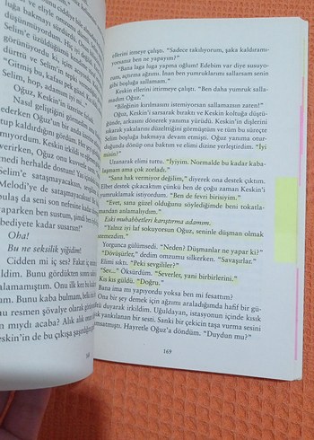  Beden Renk Yere Yakın Yıldızlara Uzak - Emine Tavuz