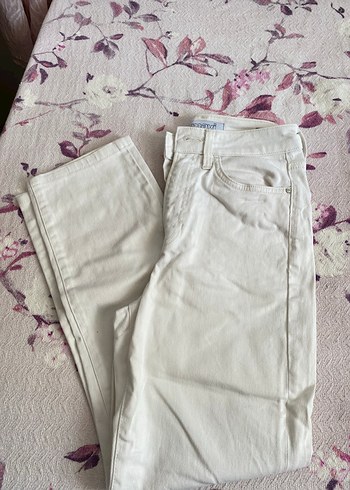 Düğmeli Beyaz Kadın Midi Kot Pantolon