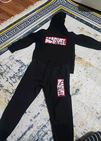 Marvel Baskılı Siyah Kapüşonlu Erkek Eşofman Takımı