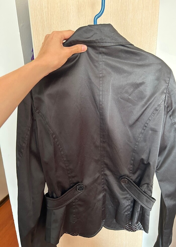 Stradivarius saten blanzer ceket - Görsel 2