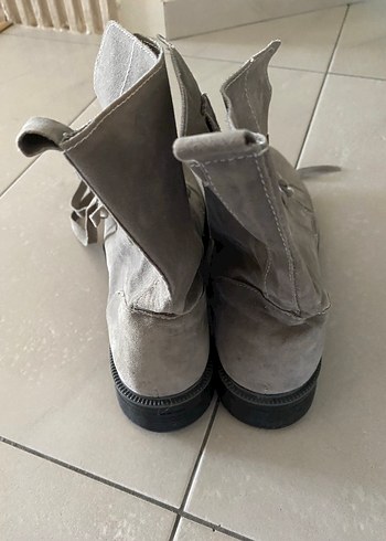 Diğer Gri Süet Topuklu Kadın Bot