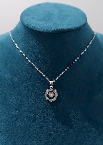 Swarovski Taşlı Daire Model Kadın Çelik Kolye