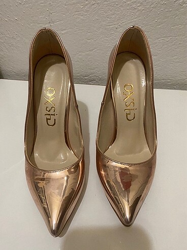 35 Beden Stiletto