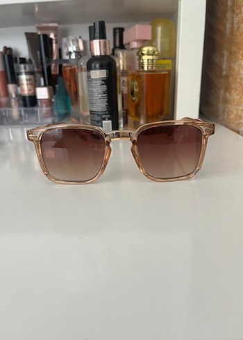 Bej  Kadın Güneş Gözlüğü - Görsel 2