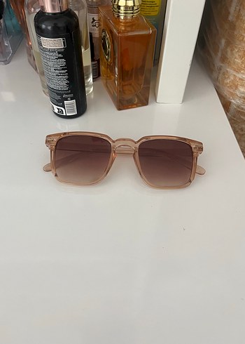 Bej  Kadın Güneş Gözlüğü - Görsel 4