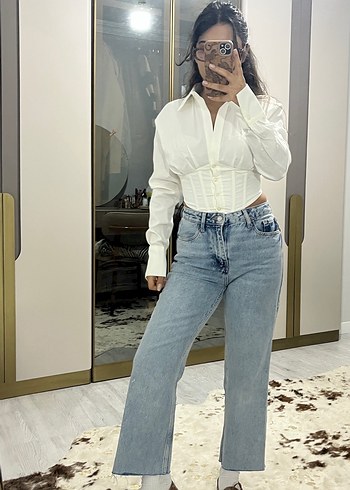 Beyaz gömlek - Görsel 4