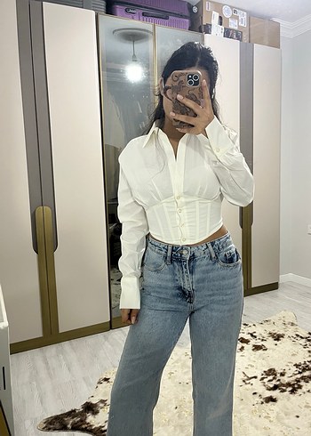 Beyaz gömlek - Görsel 2