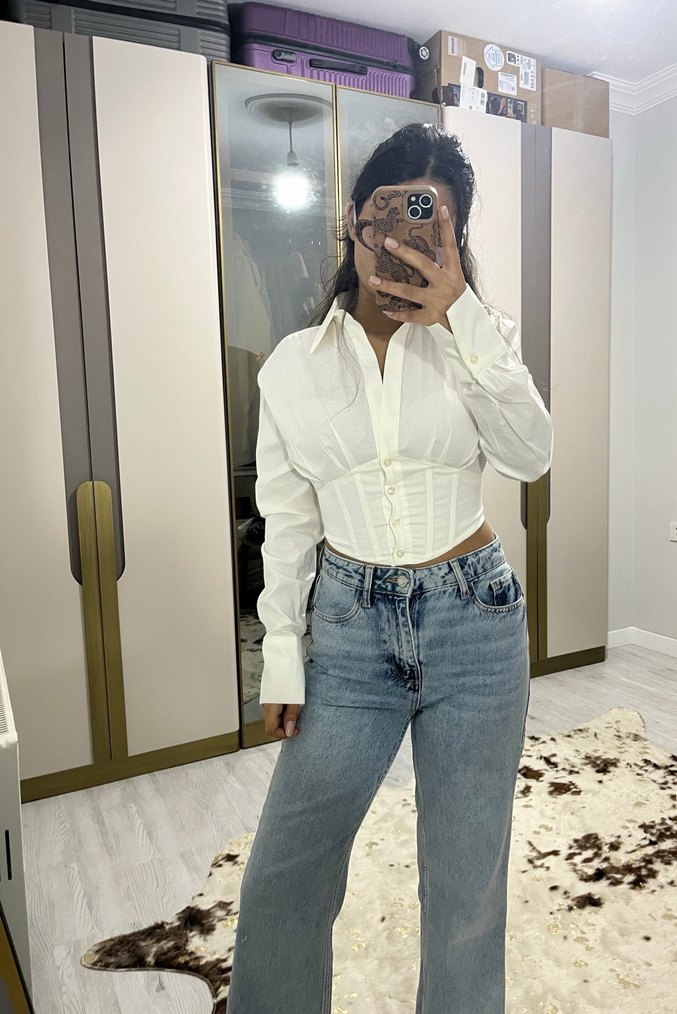 Beyaz gömlek - Görsel 2