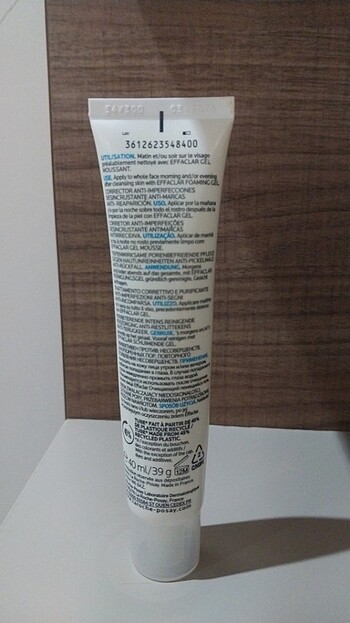 La Roche Posay 1 kere kullanılmıştır