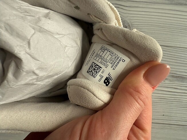39 Beden beyaz Renk New Balance 9060