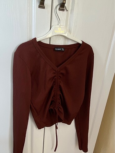 Kahverengi büzgülü crop - Görsel 3