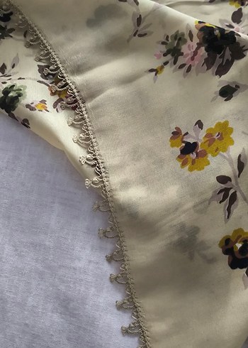 Dantel Detaylı Bej Bohem Kadın Şal - Görsel 3