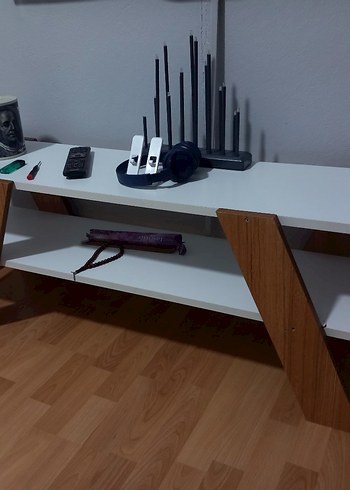 tv alt ünitesi