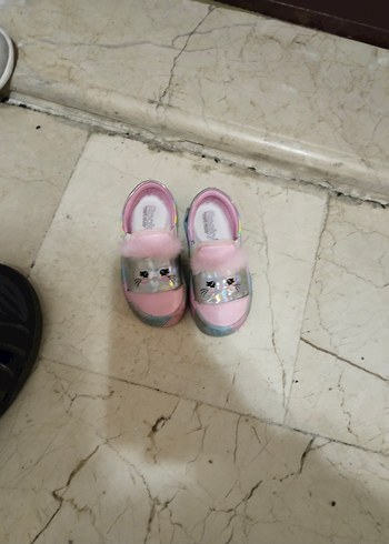 Kızlar için Pembe Bağcıksız Işıklı babet ayakkabı - Görsel 3