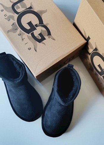 Ugg 38