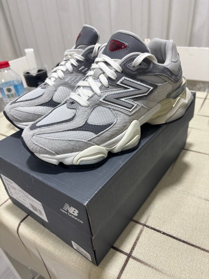 New Balance 9060 Gri 38,5 - Görsel 5