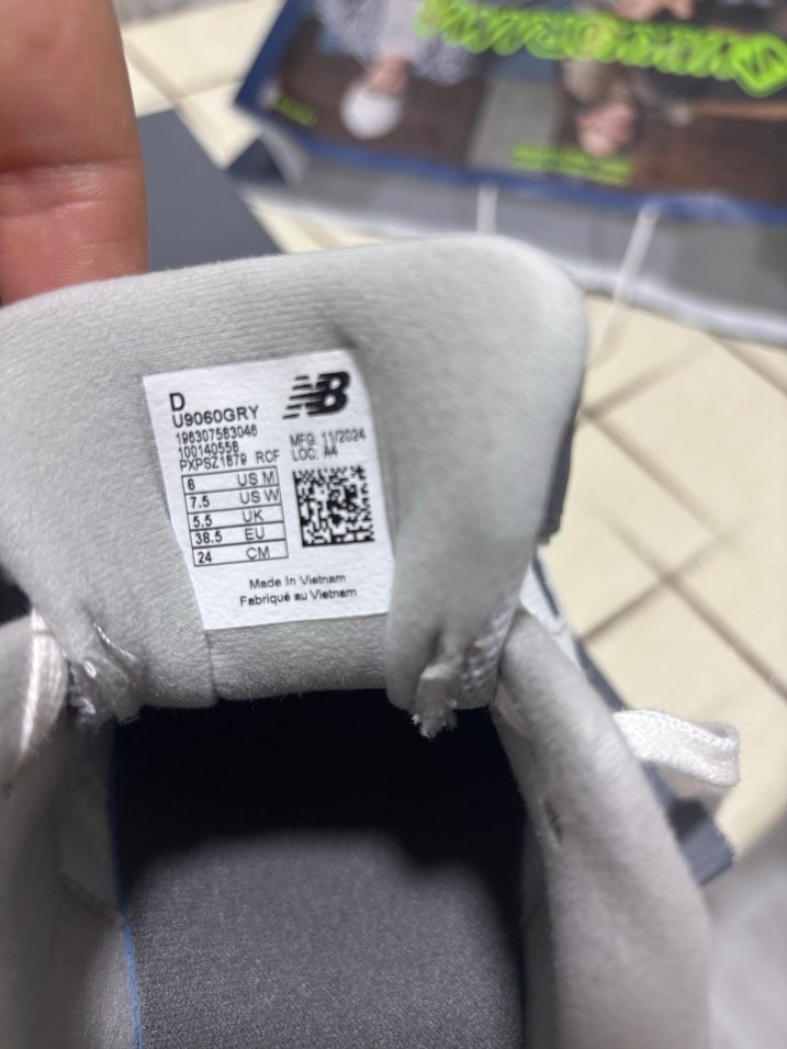 New Balance 9060 Gri 38,5 - Görsel 3