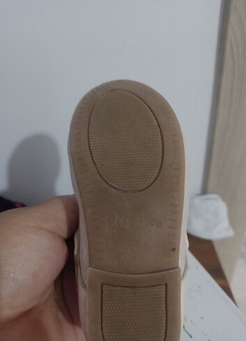 23 Beden 2 kere giyildi çok yeni