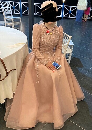 Tesettür nişanlık