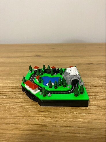 Beden Hareketli mini tren diorama hareketli tren oyuncak
