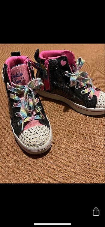 Skechers